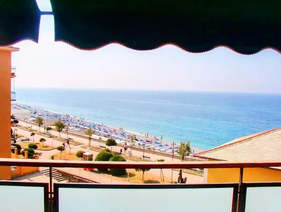 Casa Vacanze Tani' Intero Appartamento Sul Mare Deiva Marina